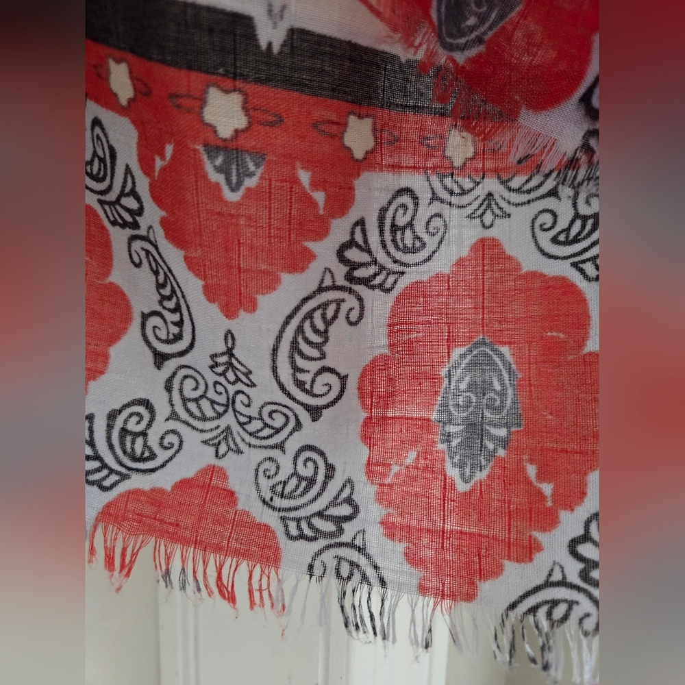 Black and Red Boho Womens Lightweight Kimono - Picture 3 of 12